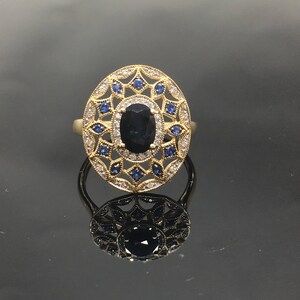 Anello di fidanzamento in zaffiro vittoriano in oro giallo 14K - Anello zaffiro ispirato all&#39;annata 14K - Anello di promessa in oro giallo con diamanti e zaffiri -