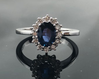 Anillo de compromiso de zafiro azul ovalado, Oro blanco de 14 quilates, Halo de diamantes, Anillo de boda victoriano vintage de la princesa Diana, Regalo de aniversario