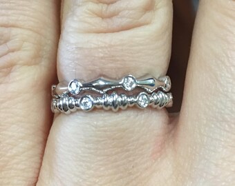 14K Geometric Diamond Wedding Band - 14K White Gold Stackable Diamonds Wedding Ring - Bezel Set Diamond Band - 14K Diamond Stacking Ring