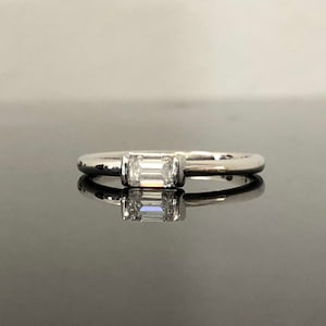 14K White Gold East West Baguette Solitaire - Stackable Baguette Ring - Straight Baguette Engagement Ring - 14K Dainty Baguette Diamond Ring