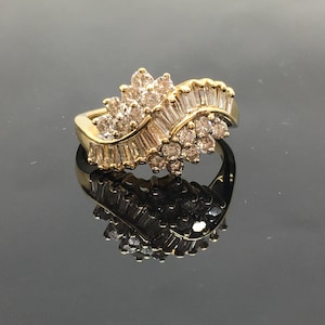 Anello a grappolo di diamanti in oro giallo 14K - Anello Baguette in oro giallo e diamanti rotondi - Anello a grappolo di diamanti - Anello con diamanti 14K