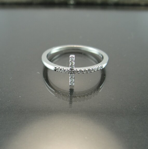 Sideways cross ring white best sale gold