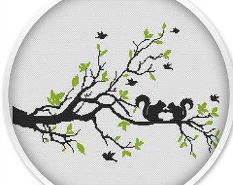 Squirrels on tree cross stitch patterns, tree cross stitch, cross stitch pdf, cross stitch pattern love, animal love  pdf pattern #289