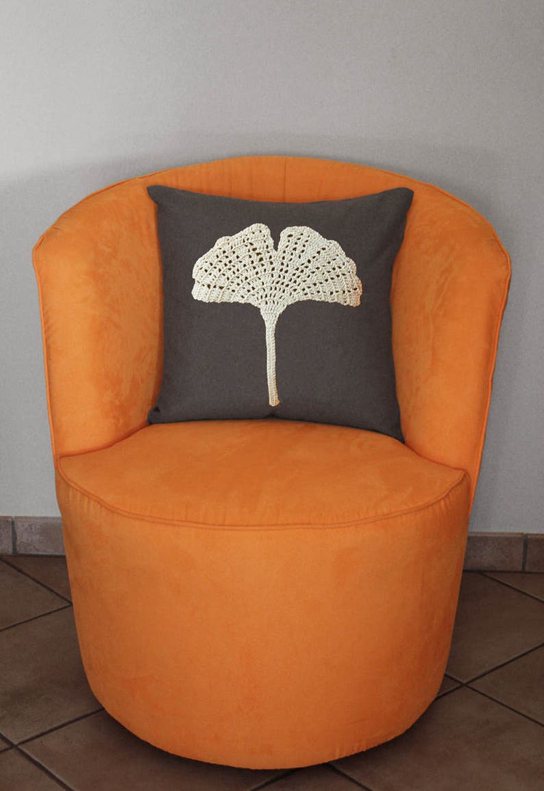 ginkgo crochet pattern applique crochet applique pattern crochet throw pillow crochet leaf pattern crochet home decor modern crochet pattern image 5