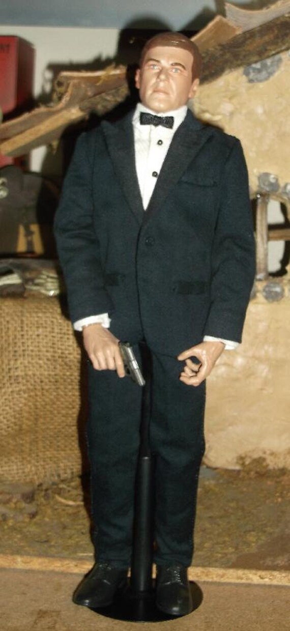 Roger moore shop tuxedo