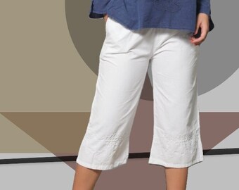 VIANNA Organic Woven Cotton Embroidered Straight Capri Pants