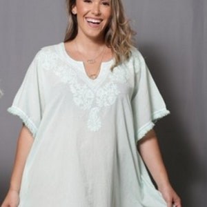 SALLY Organic Fine Cotton Embroidery Beach Cover Up Tunic O/S Green