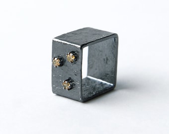 Silver Square Statement Ring SQUAREish with zircons. Melted texture silver ring made of recycled silver. Bold statement handmade ring. Gift