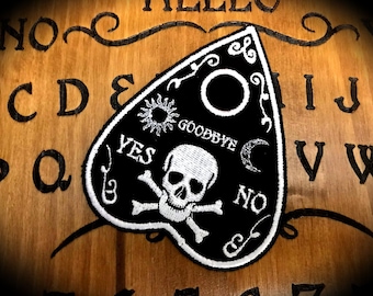 Parche bordado autoadhesivo PLANCHETTE - Paganismo wiccano bordado bruja ritual magia brujería hechicero ouija tablero parches