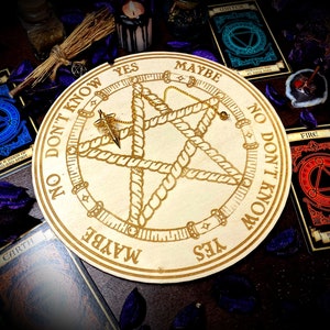 Pendeltisch „Knotted Pentacle“ – Okkultismus Wicca Wahrsagerei Kommunikation Magie Hexerei Medium Spiritismus Zauberer Pentagramm Stern