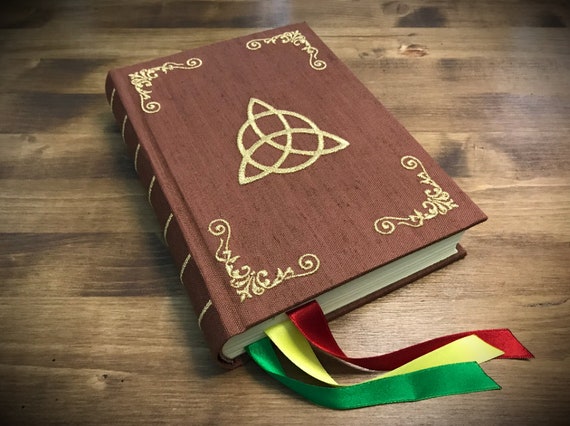 Golden Triquetra