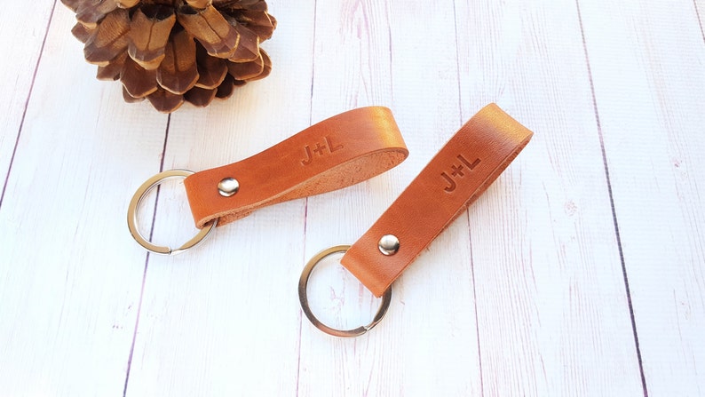 Personalised Leather Couple Keychains (2pcs) 