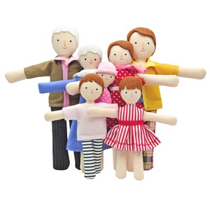 Family of Dolls for Dollhouse. Soft Family of 7 Dolls. Grandparents, Mum, Dad plus 3 kids. Gift for toddler girls