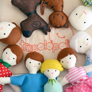 Family of cloth dolls with pets _ Three generations family with cat and dog _ Role play Family Set