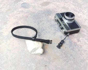 Correa de muñeca para cámara con cuerda de escalada: detalles de cuero, liberación rápida