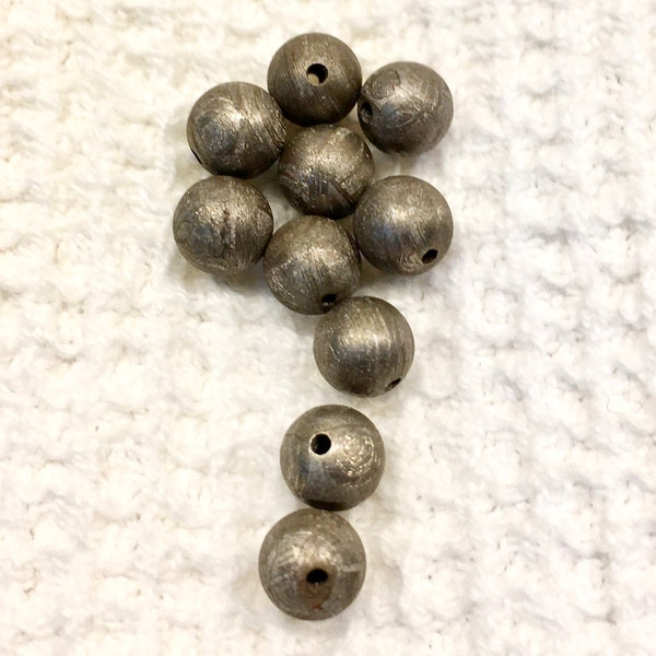 Meteoriet Zeldzame 6mm Muonionalusta Ronde Kraal!!!!