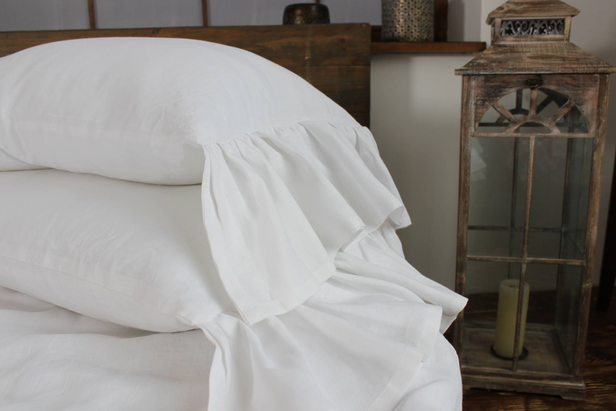 Feinte Blanche d'oreiller de Linge avec Longs Volants, 100%, Fermeture Éclair, Couverture Volants Si