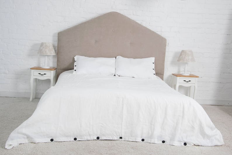 Off-white linen 3 pcs bedding set with black buttons decor ...
