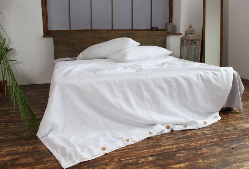 White Linen Duvet Cover With Wooden Ons Queen Size Image 0
