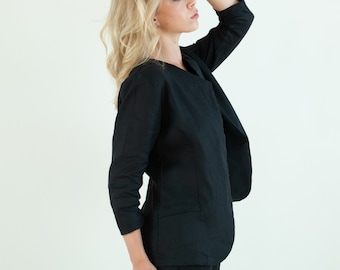 Vrouw zwart linnen blazer