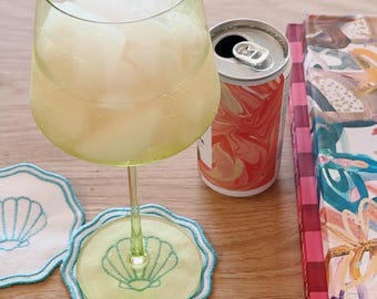 Scalloped Cocktail Napkin
