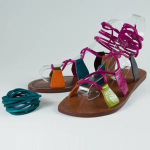 Spartiates Cléopâtre Méli-Mélo lacets Turquoise et Fuchsia - Femmes - En cuir de veau véritable - Artisanales - Tannage végétal