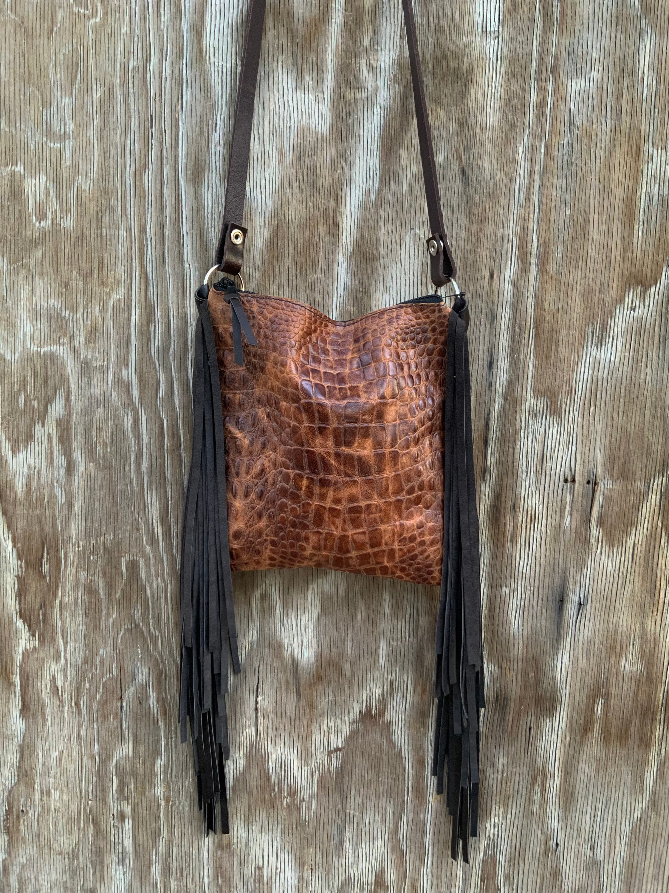 3134 即発送！エンボスレザー ボヘミアン ウエスタン 牛革 フリンジ