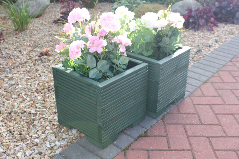 SQUARE WOODEN GARDEN PLANTER FLOWER PLANT POT BOX 32cm Ideal for Christmas Tree
