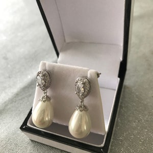 Pearl droplet earrings, Beautiful Glamour Ivory Pearl Earrings, bridal ear rings, prom earrings, bridal accessories, bridal jewellery image 6