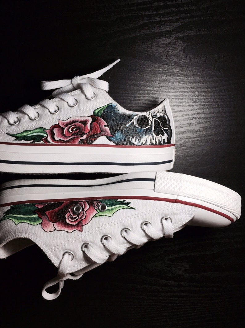 converse skull and roses