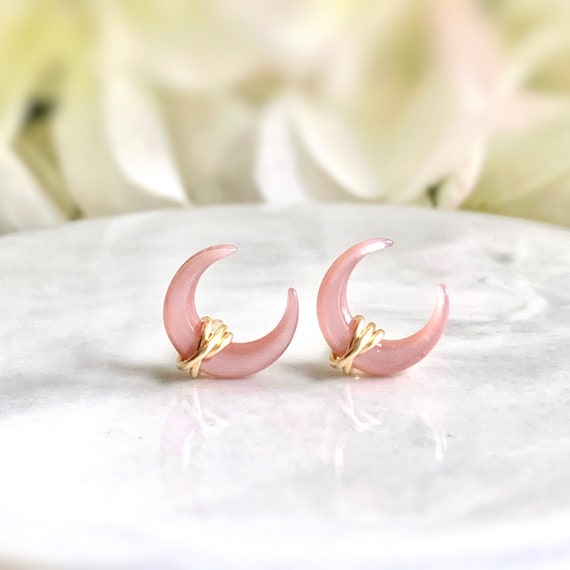 Pearl & Gold CC Crescent Earrings