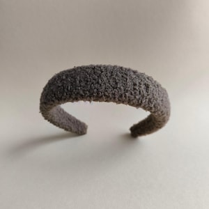 Fluffy Mocha Teddy Boucle Headband: Cozy Winter Hair Accessory