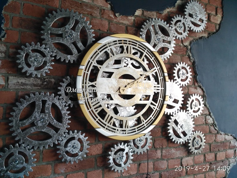 Schöne Große Wanduhr Mit Zahnrädern Große riesige Wanduhr mit rotierenden Zahnrädern Steampunk