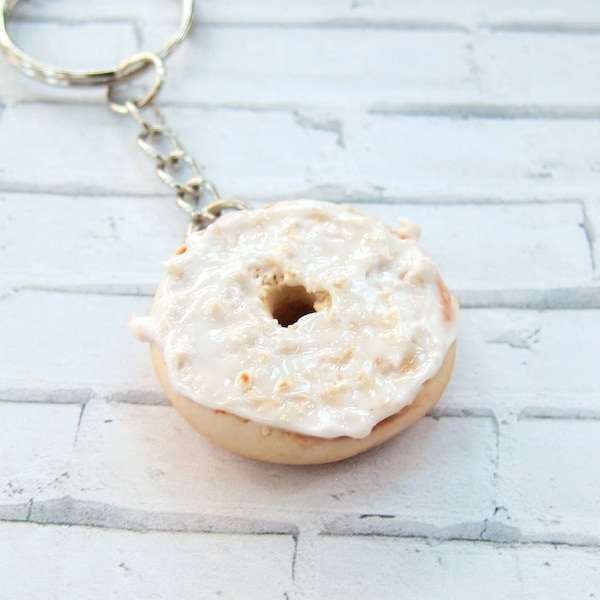 bagel with cream cheese keychain // polymer clay food // miniature food jewelry cute statement breakfast keychain charm foodie teen gift