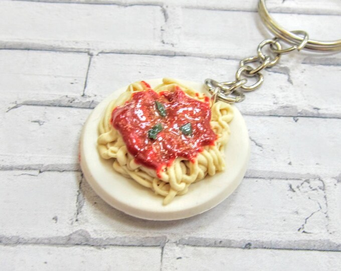 Spaghetti Keychain // Polymer Clay Food // Clay Keychain, Novelty