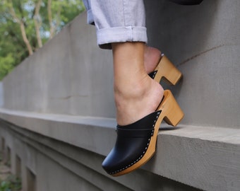Mules en cuir, chaussures de plate-forme en bois noir, sabots suédois faits à la main, chaussures en cuir, sabots fabriqués par Kulikstyle
