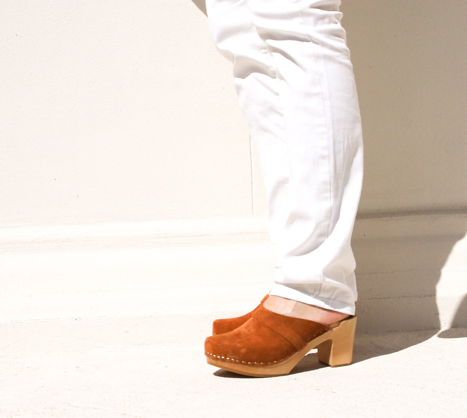 leather sling back clogs