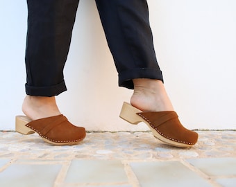 Low heel shoes clogs made by Kulikstyle, beige leather wooden boho mules for her