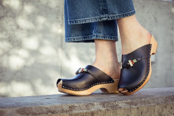 leather clogs