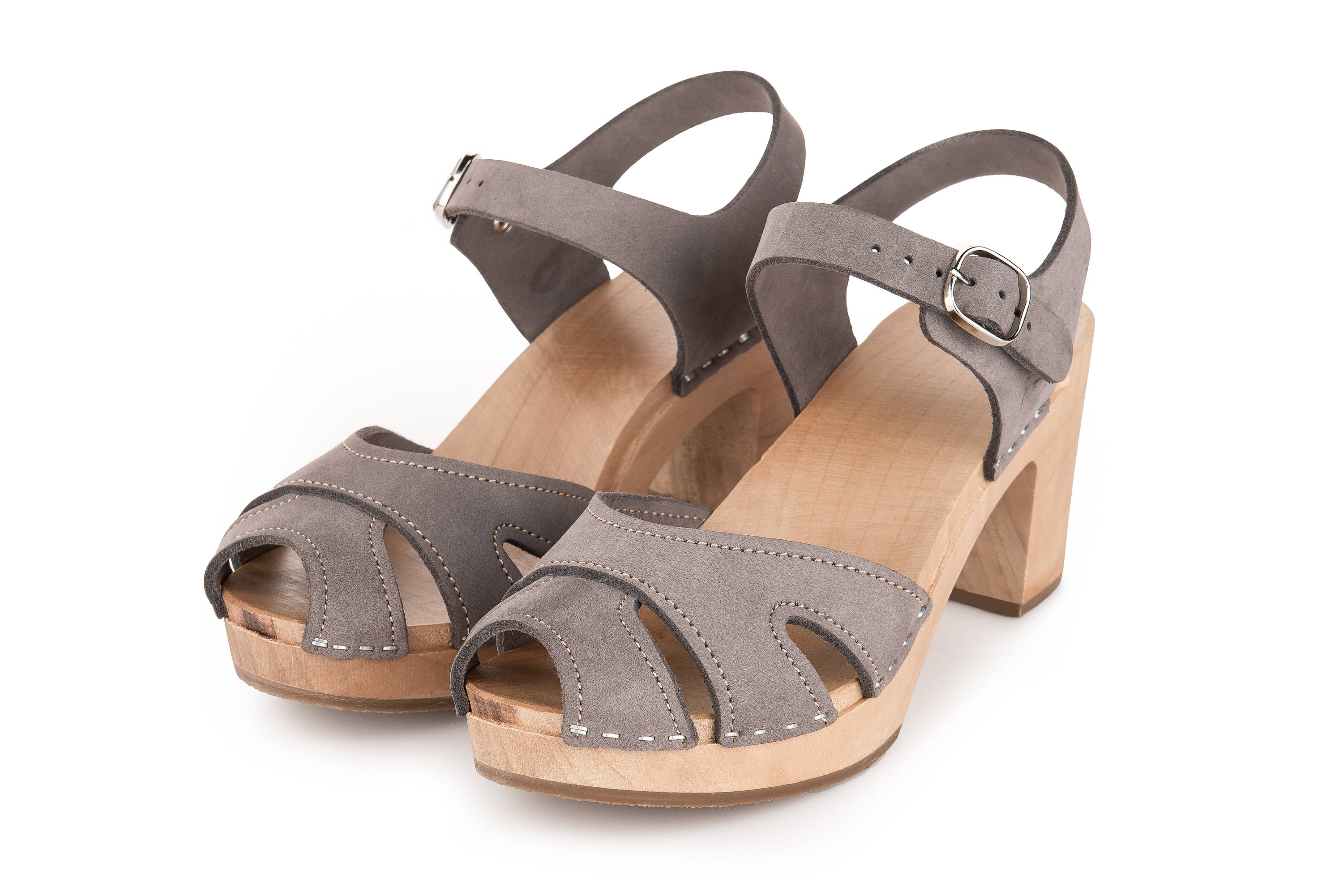 Zuecos / Zuecos suecos / Zapatos / Sandalias / Sandalias tipo zueco / Madera / Zuecos de mujer / Madera / Cuero / Tacón alto / Zuecos de cuero / Gris