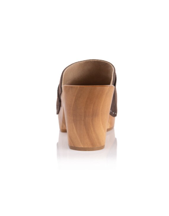 ZUECOS CAMPIÑA PIEL CUERO – Tuilus Shop