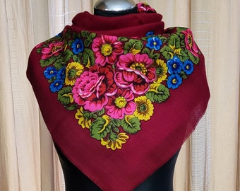 Unworn Ukrainian Wool Scarf. Burgundy Floral Headscarf. Traditional Pavlovo Posad Style Scarf.  Neckscarf. Babushka Shawl. Boho Scarf.