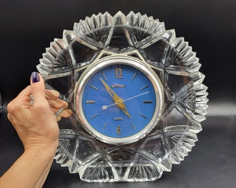 Working Crystal Cut Glass Clock. Vintage Soviet Quartz Clock "Mayak". Old Battery Operated Clock. Wall Clock. Made in the USSR.