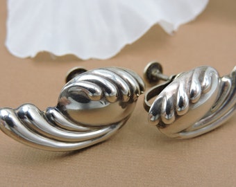 Vintage Sterling Silver Screw Back Earrings