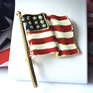 Patriotic Enamel Flag Pin USA FA