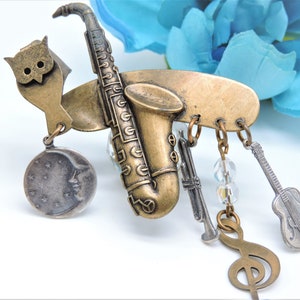 OWL Musical Pin