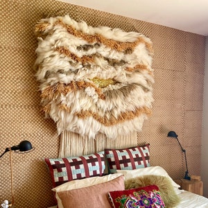 Wandtapijt van luxueuze wol, volledig handgemaakt met raffia - WOOLED WILD KING - 120*150 cm