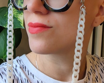 Glasses chain Ivory dainty acrylic chain - For wearing with sunglasses and as glasses holder and necklace. Perfect gift for her.