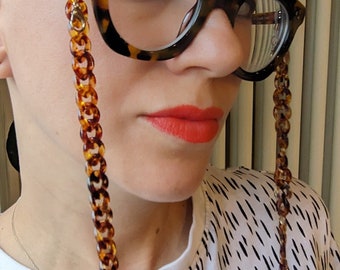 Glasses chain Tortoiseshell dainty acrylic chain - For wearing with sunglasses and as glasses holder and necklace. Perfect gift for her.