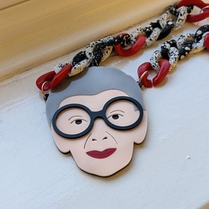 Statement Necklace - Iris Apfel | Statement Necklace | Gift for her | Chunky necklace | Fashionista | Chunky Chain | Woman portrait